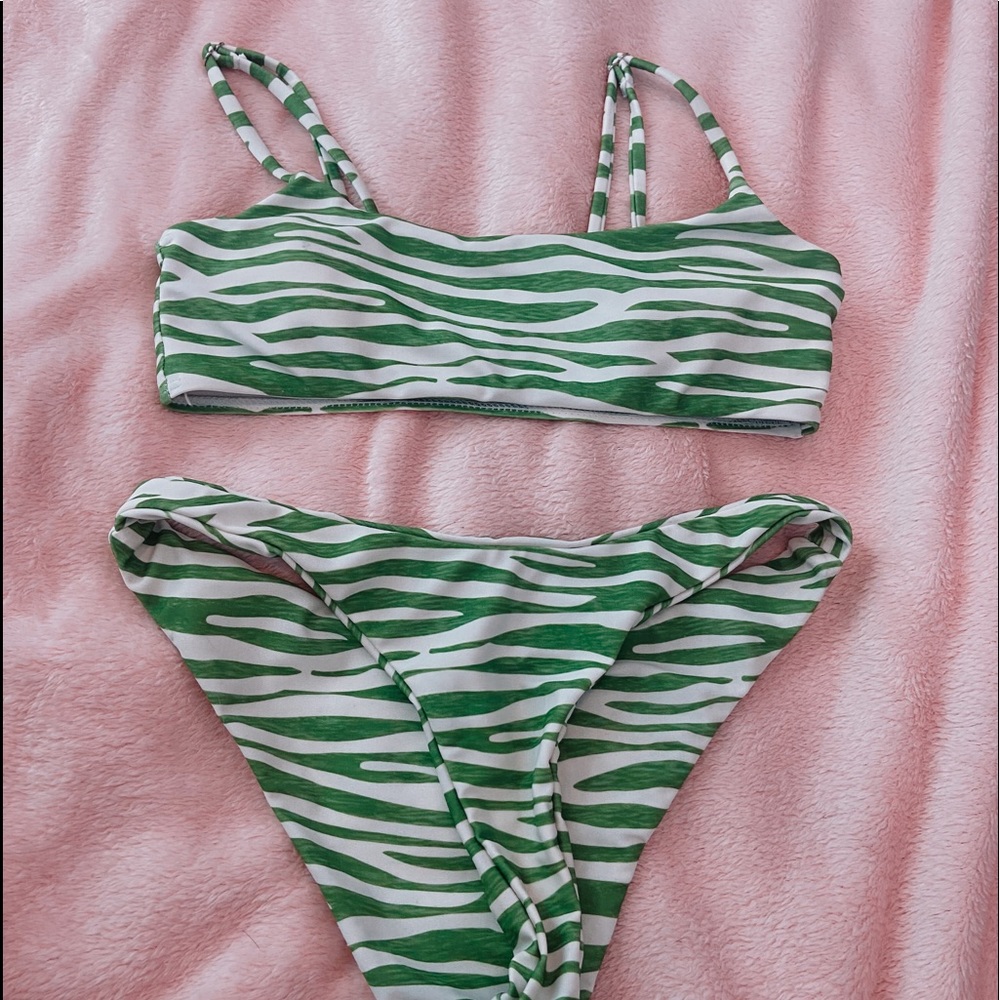 SHEIN Zebra Print Bikini
